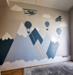 Lastetoa seinamaal poisile